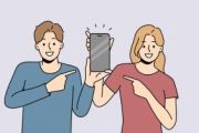 5 ПРОСТИХ ЛАЙФХАКІВ: ЯК «ВІДКЛЕЇТИ» ТЕЛЕФОН ВІД РУКИ